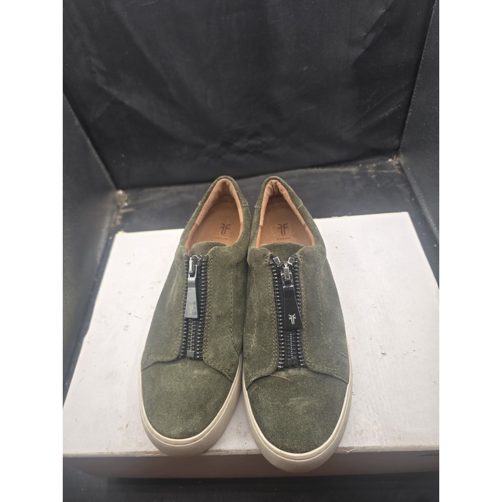 Frye Casual Suede shoes Women Slip On Size 7.5 Green